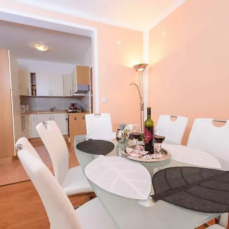 Apartman Marco *